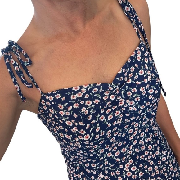 Floral Print Sleeveless Dress B. Darlin Size 5/6 - Picture 2 of 9